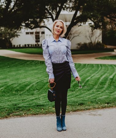 spring outfit in blue and black