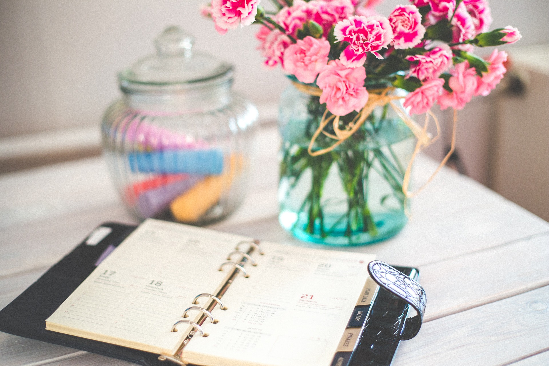 get organized - use a planner to keep track of details